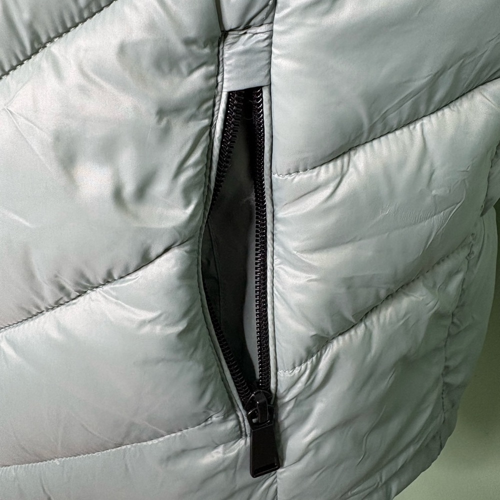 Love Tree Light Gray Puffer Vest Large Zipper Pockets - Picture 4 of 8